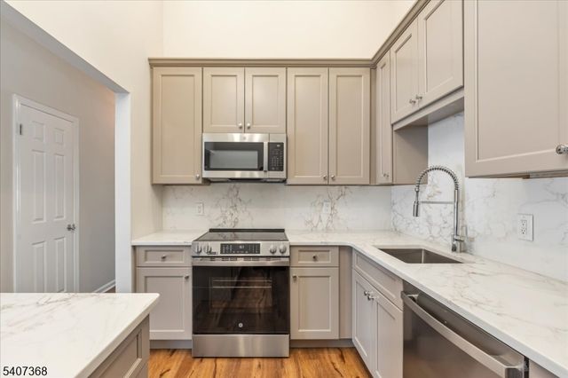 62 Smithfield Ct, Bernards Twp., NJ 07920