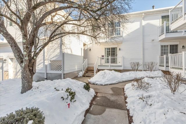 62 Smithfield Ct, Bernards Twp., NJ 07920