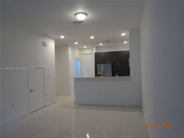 3417 NW 13th St, Lauderhill, FL 33311