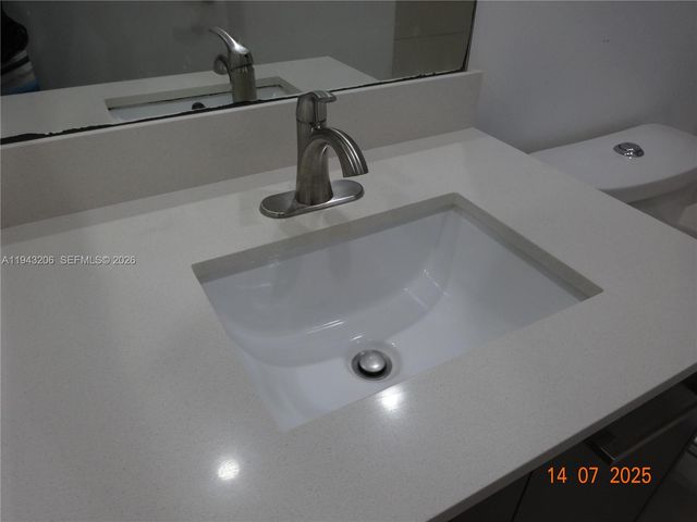 3417 NW 13th St, Lauderhill, FL 33311