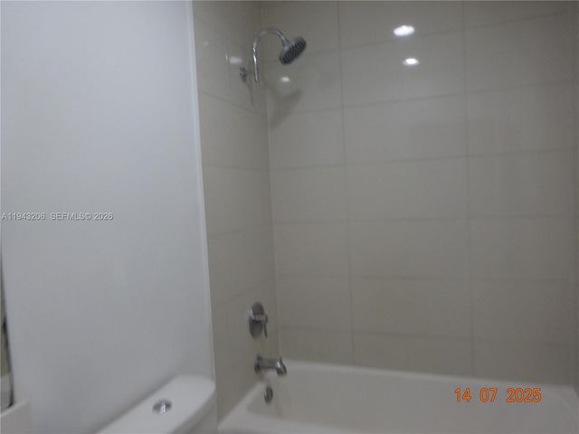 3417 NW 13th St, Lauderhill, FL 33311