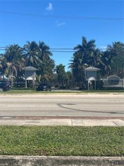 3417 NW 13th St, Lauderhill, FL 33311