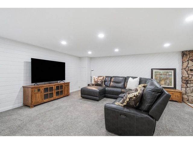 2809 Lake Hollow Rd, Berthoud, CO 80513