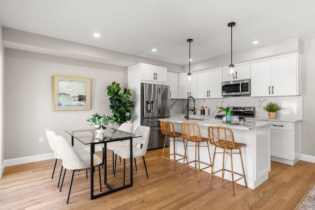 19 Vine 2, Weymouth, MA 02188