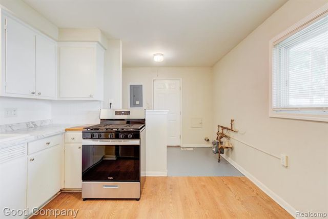 5700 Farnum Street, Westland, MI 48186