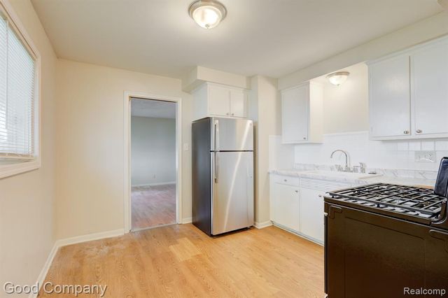 5700 Farnum Street, Westland, MI 48186
