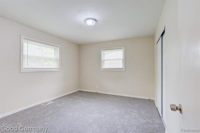 5700 Farnum Street, Westland, MI 48186