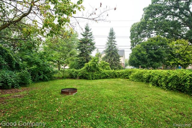 5700 Farnum Street, Westland, MI 48186