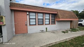 1305 NW 8th Ave 1305, Fort Lauderdale, FL 33311