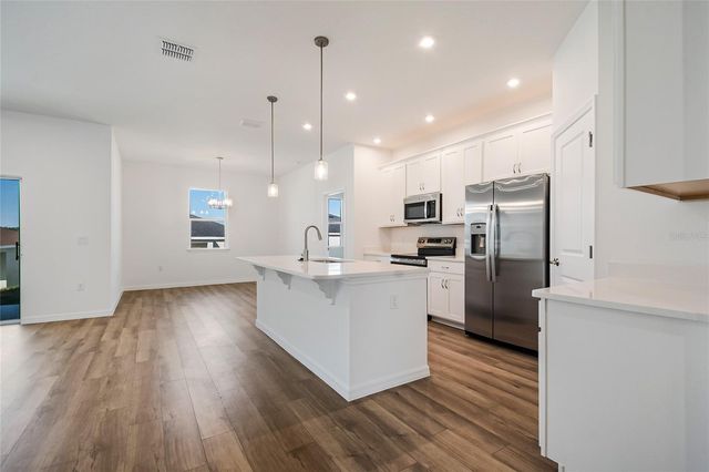 434 EVENTIDE AVENUE, Mascotte, FL 34753