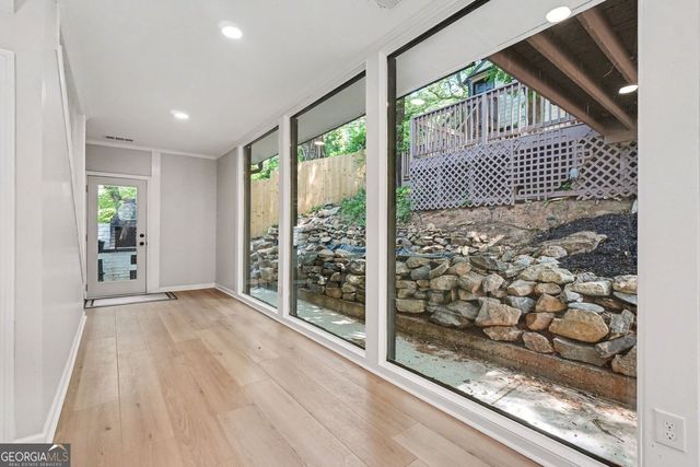 2828 Cloverhurst Drive, Atlanta, GA 30344