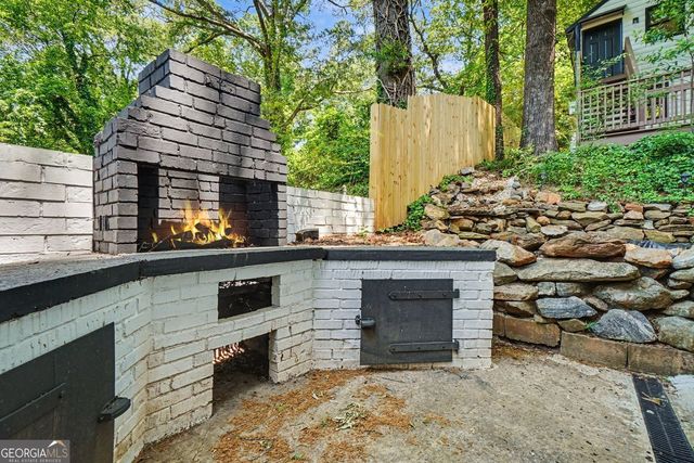 2828 Cloverhurst Drive, Atlanta, GA 30344