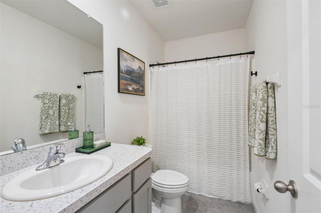 2918 FLOWERING MOSS RUN, Wesley Chapel, FL 33543