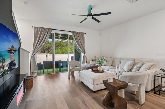 2918 FLOWERING MOSS RUN, Wesley Chapel, FL 33543