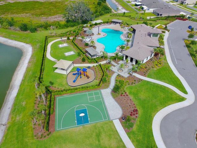 2918 FLOWERING MOSS RUN, Wesley Chapel, FL 33543