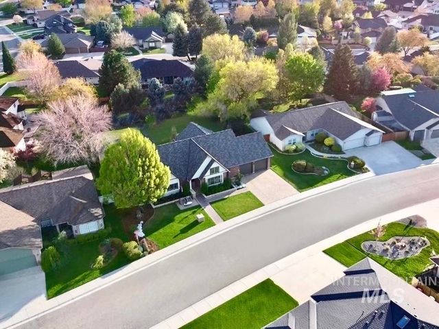 655 E Kingsford, Meridian, ID 83642