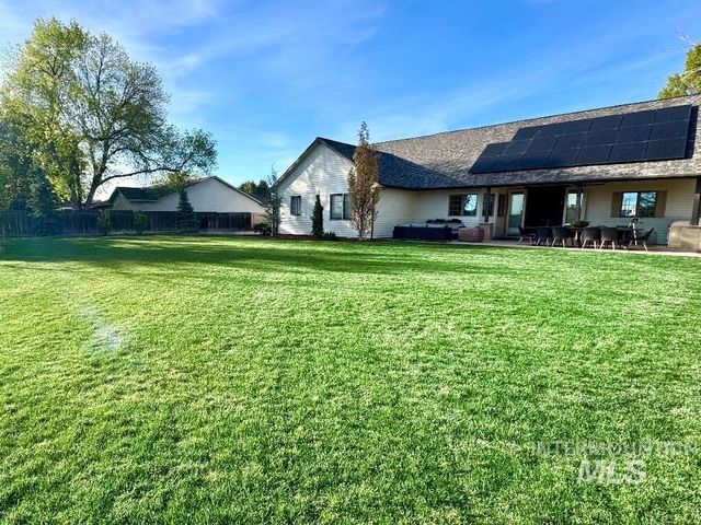 655 E Kingsford, Meridian, ID 83642