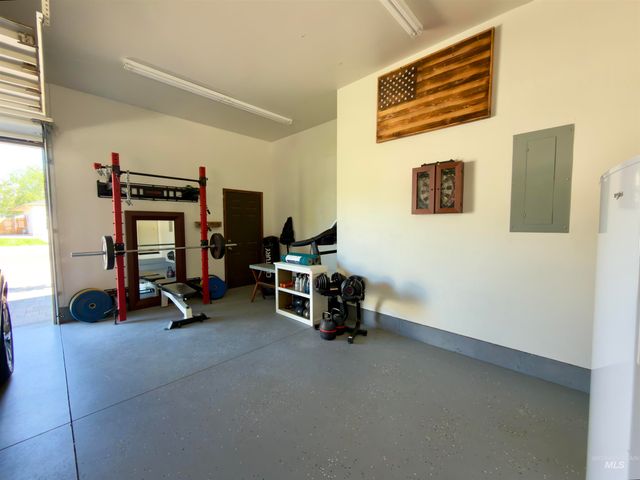 655 E Kingsford, Meridian, ID 83642