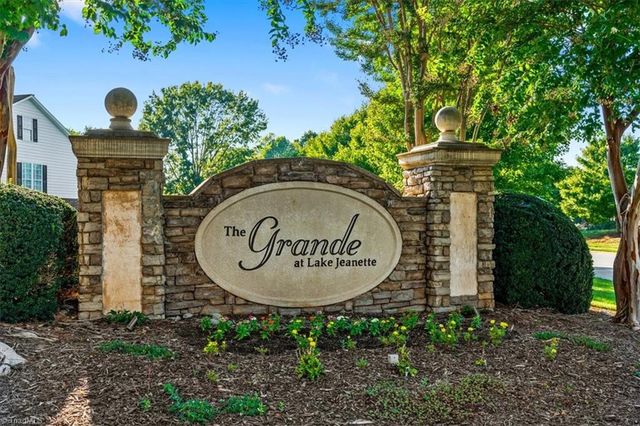 4709 Towne Ridge Drive, Greensboro, NC 27455