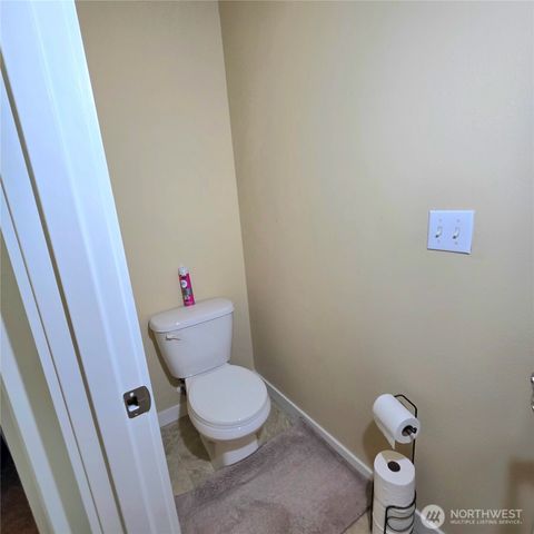 1605 Riddell Avenue NE, Orting, WA 98360