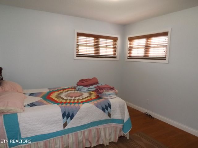 829 Bristol Rd, Harrogate, TN 37752