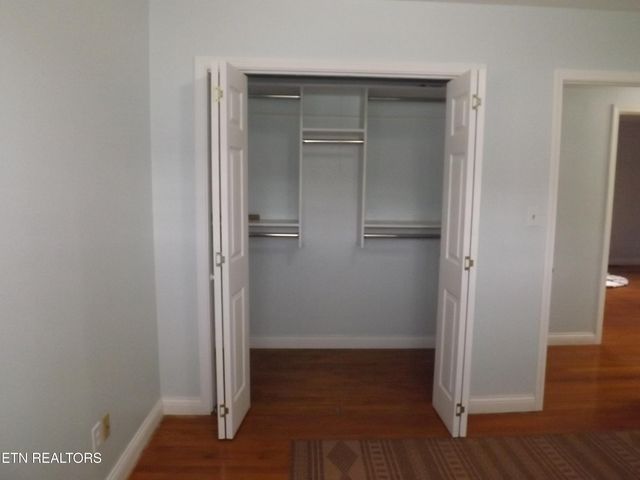 829 Bristol Rd, Harrogate, TN 37752