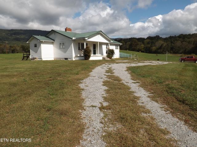 829 Bristol Rd, Harrogate, TN 37752