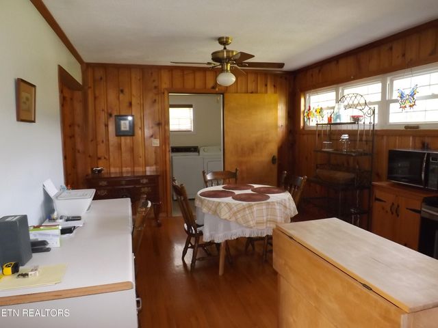 829 Bristol Rd, Harrogate, TN 37752