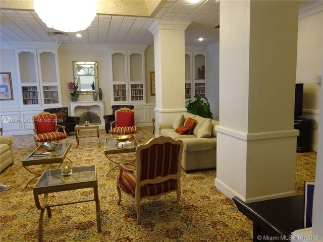 3800 S Ocean Dr 305, Hollywood, FL 33019