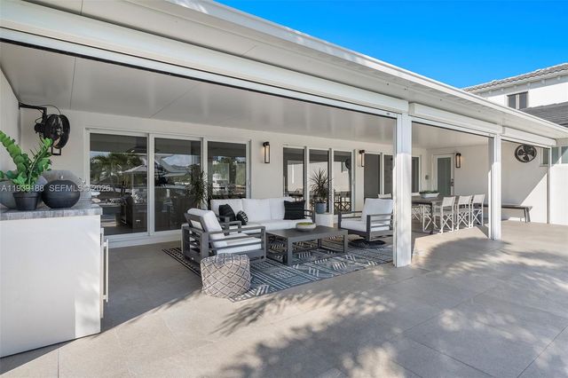 519 Layne Blvd, Hallandale Beach, FL 33009