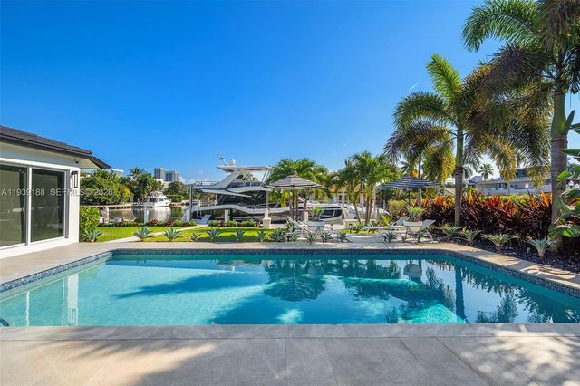 519 Layne Blvd, Hallandale Beach, FL 33009