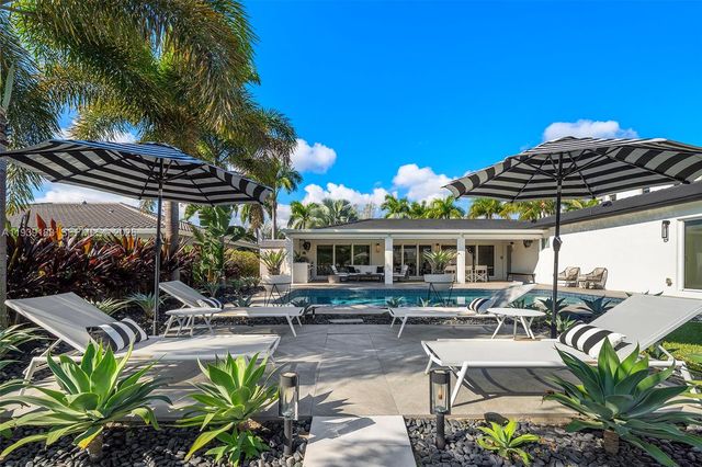 519 Layne Blvd, Hallandale Beach, FL 33009