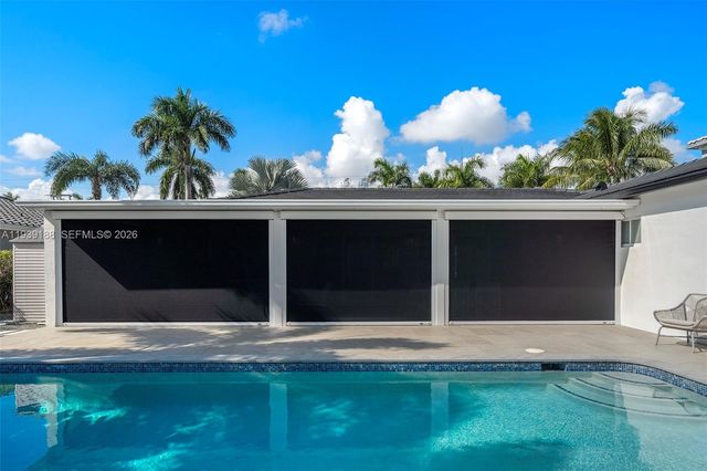 519 Layne Blvd, Hallandale Beach, FL 33009