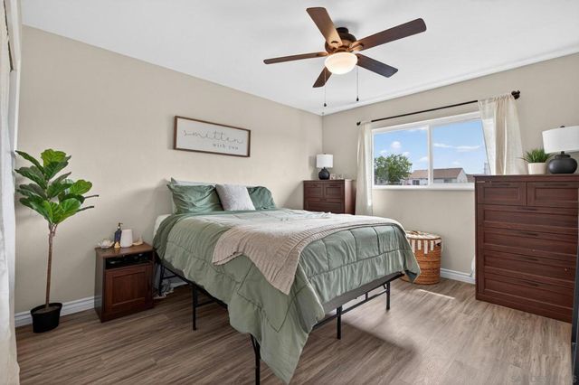 2462 44th, San Diego, CA 92105