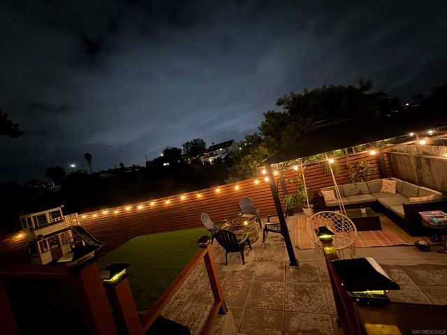 2462 44th, San Diego, CA 92105