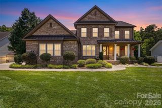 742 Pela Vista Court, Fort Mill, SC 29715