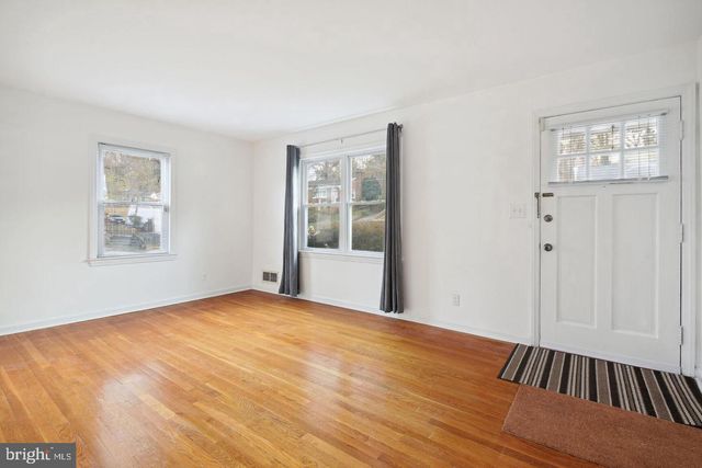 11807 COLLEGE VIEW DR, Silver Spring, MD 20902