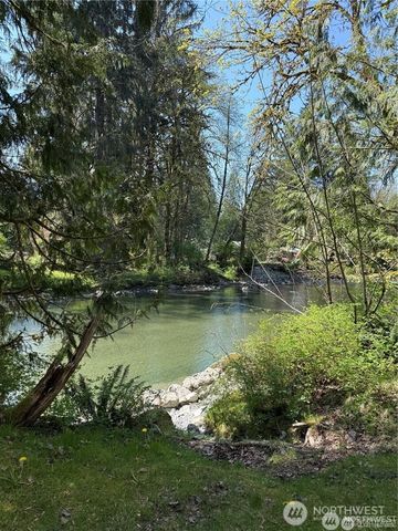 23321 N River Drive, Granite Falls, WA 98252