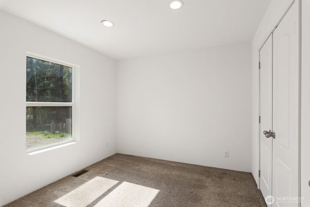 23321 N River Drive, Granite Falls, WA 98252
