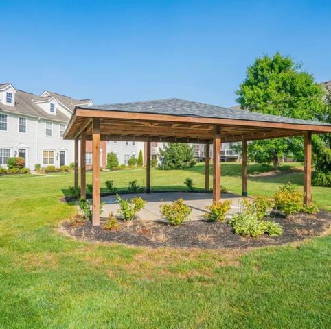 2092 River Rock Way, Reynoldsburg, OH 43068