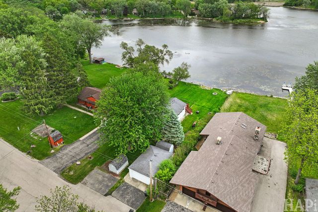 22719 W Silver Lake Avenue, Antioch, IL 60002