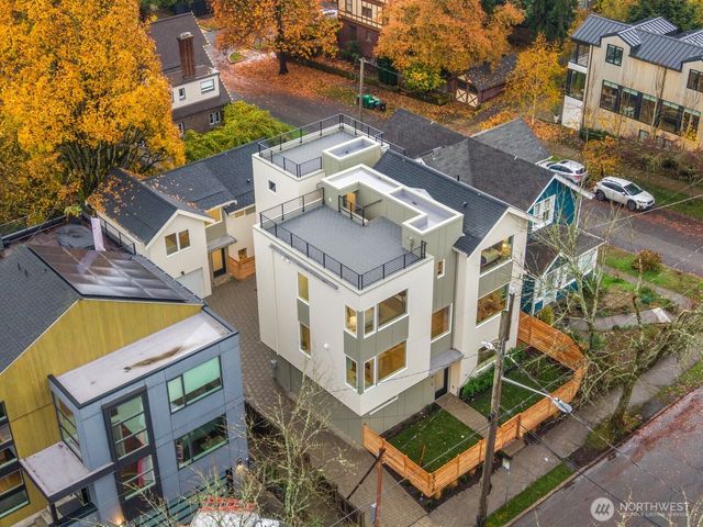 808 34th Avenue, Seattle, WA 98122