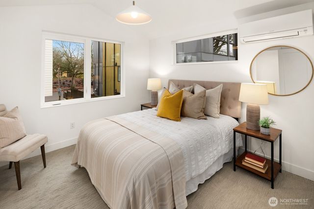 808 34th Avenue, Seattle, WA 98122