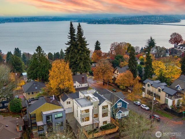 808 34th Avenue, Seattle, WA 98122
