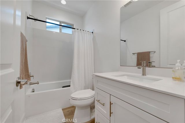 21611 Canyon Cove, Chatsworth, CA 91311