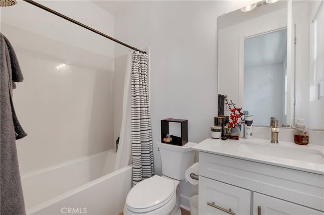 21611 Canyon Cove, Chatsworth, CA 91311