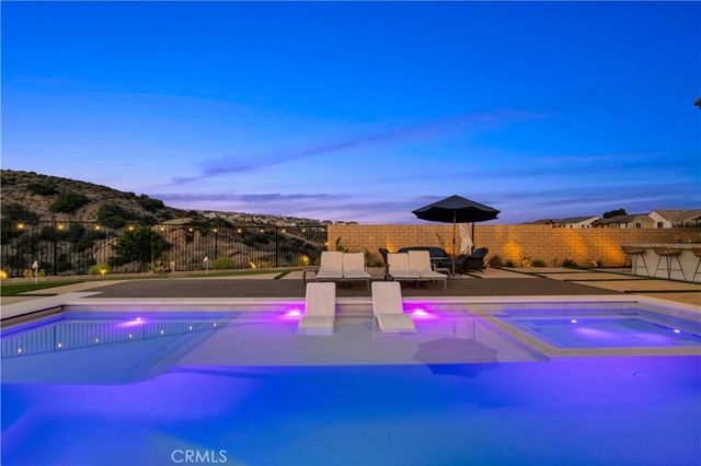 21611 Canyon Cove, Chatsworth, CA 91311