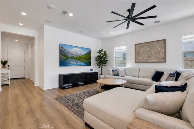 21611 Canyon Cove, Chatsworth, CA 91311