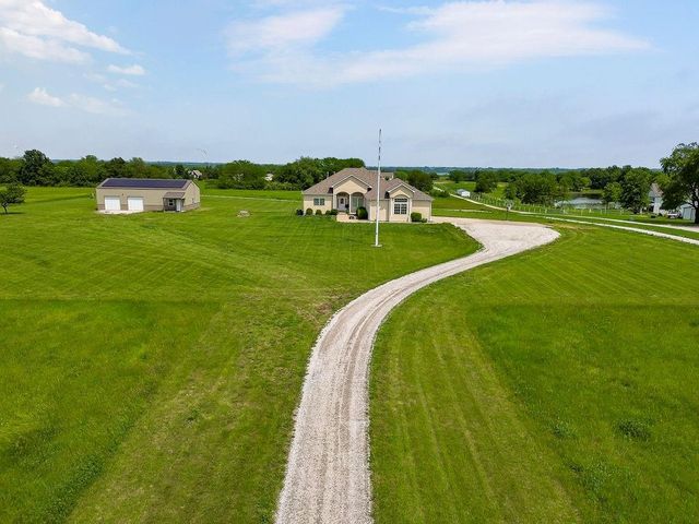7301 SW F Highway, Trimble, MO 64492