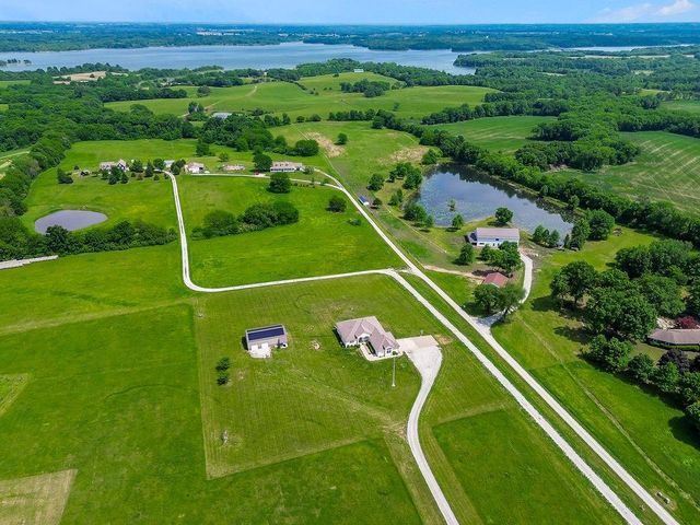 7301 SW F Highway, Trimble, MO 64492